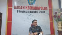 Kepala Badan Kesbangpol Sulut Jhonny A Suak